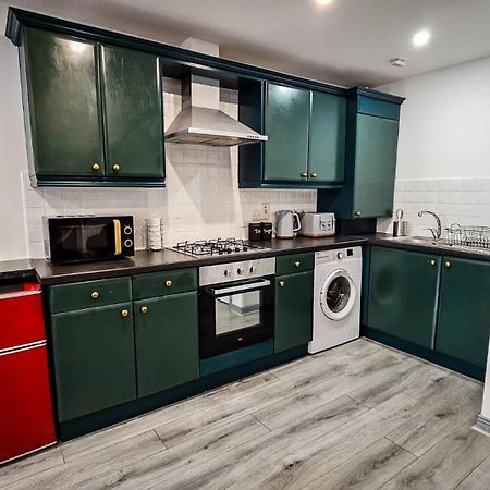 Modern City Centre Apartment เบลฟาสต์ ภายนอก รูปภาพ
