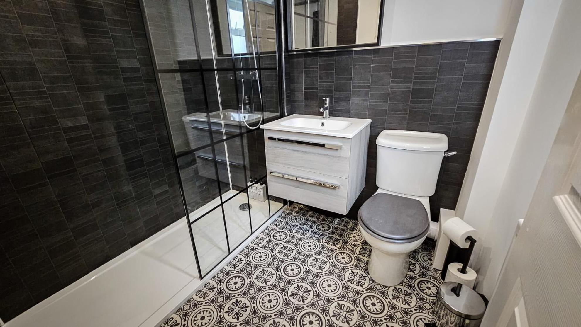 Modern City Centre Apartment เบลฟาสต์ ภายนอก รูปภาพ